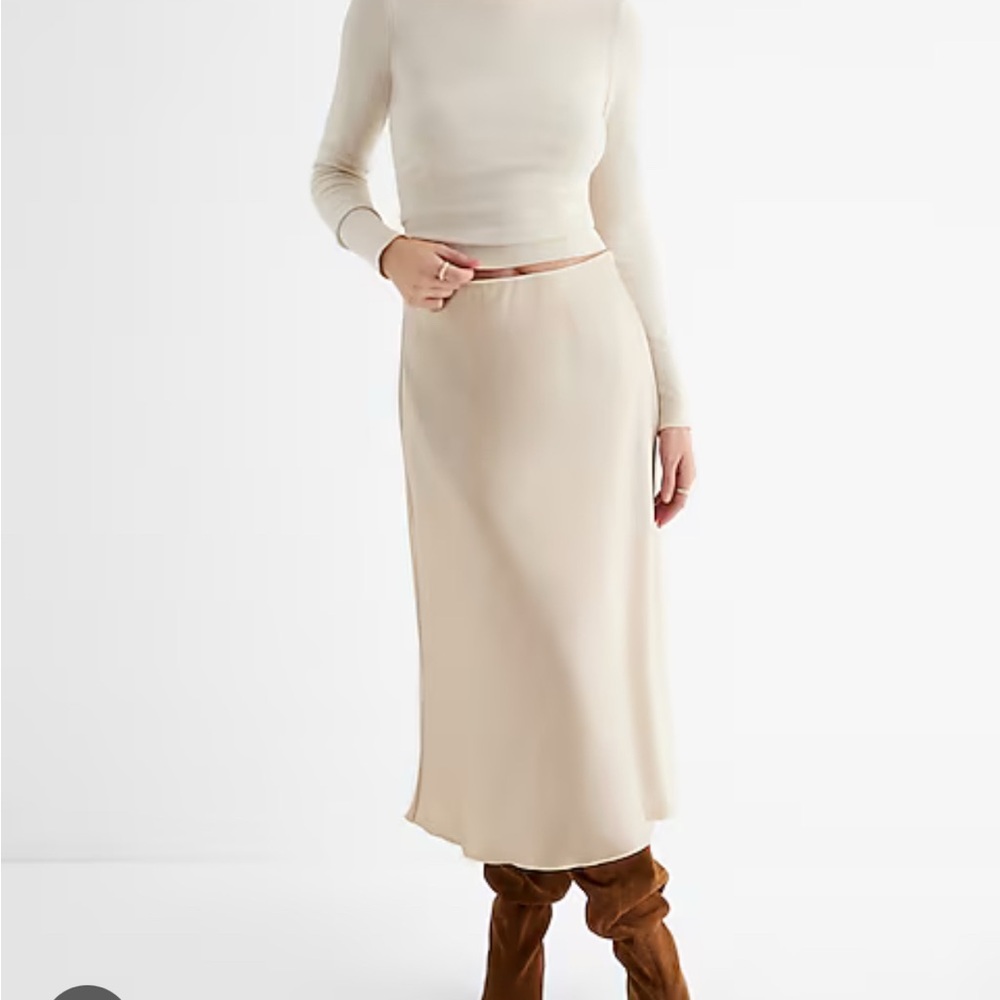 Express Black Midi Skirt with Slit